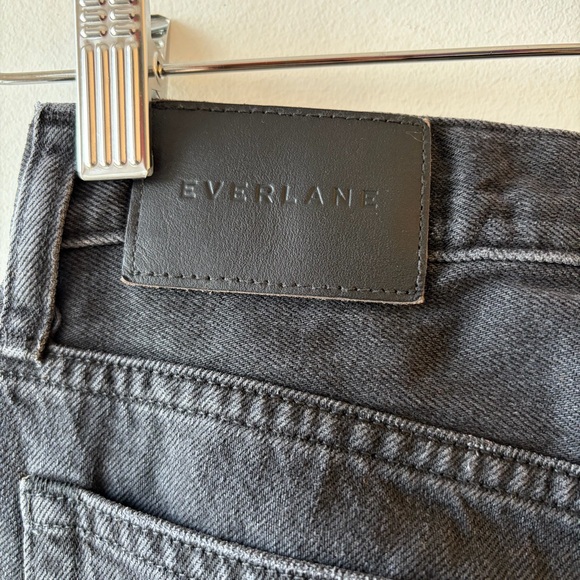 Free shipping! Everlane The Super-Soft Relaxed Jean - Black (Stormy) Size 25 - Picture 6 of 13